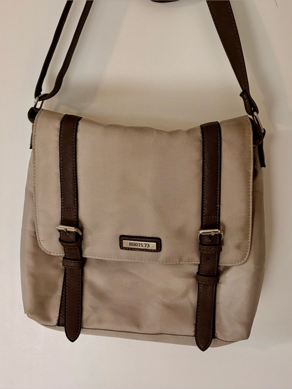 Roots 1973 Crossbody/Messenger Bag Tan with Brown Trim